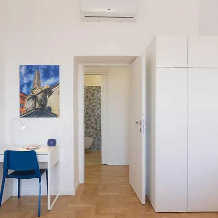 Colosseo Modern By Rental In Rome-3